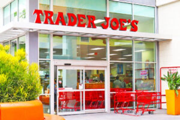 Exterior of a trader joe's