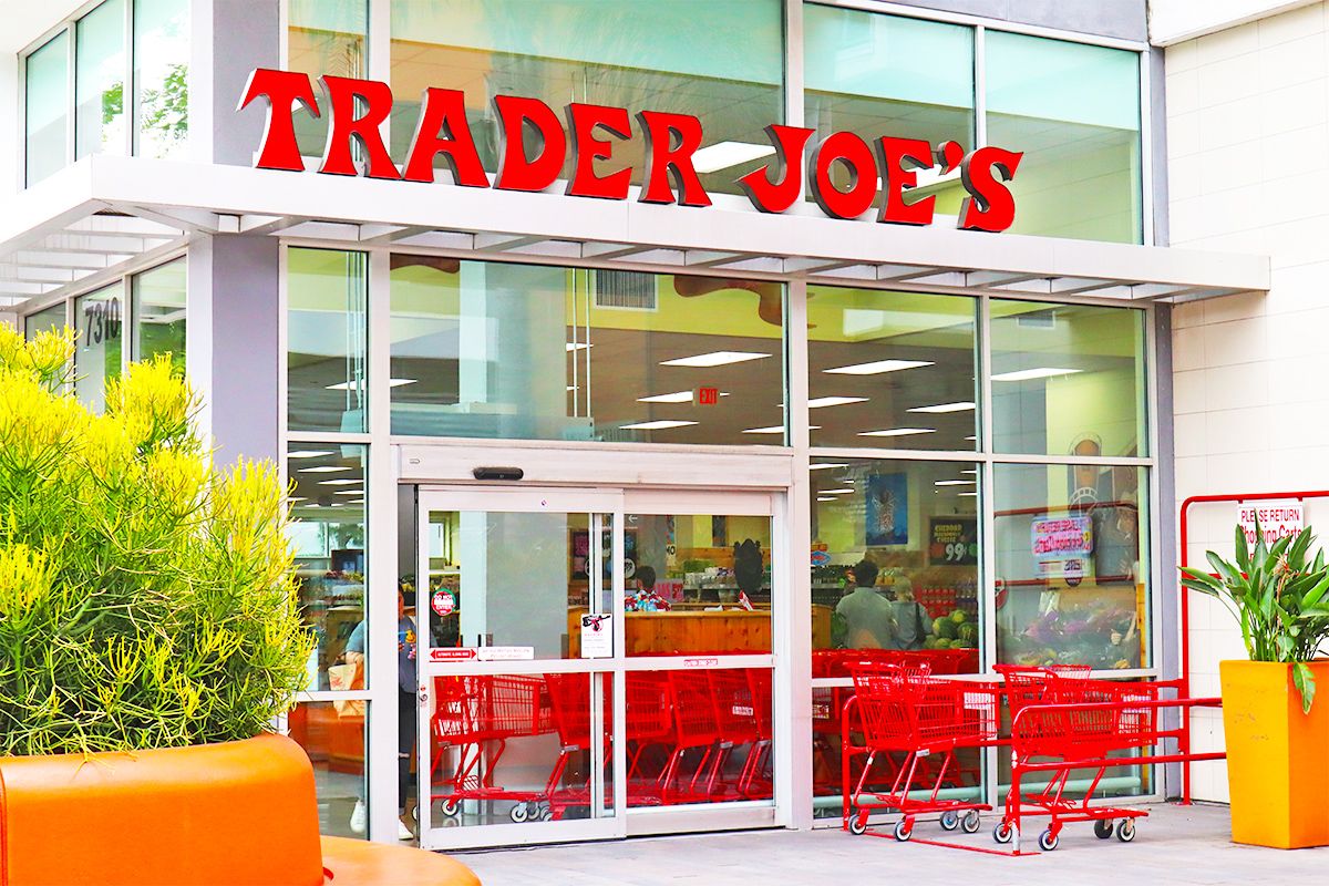 Exterior of a trader joe's