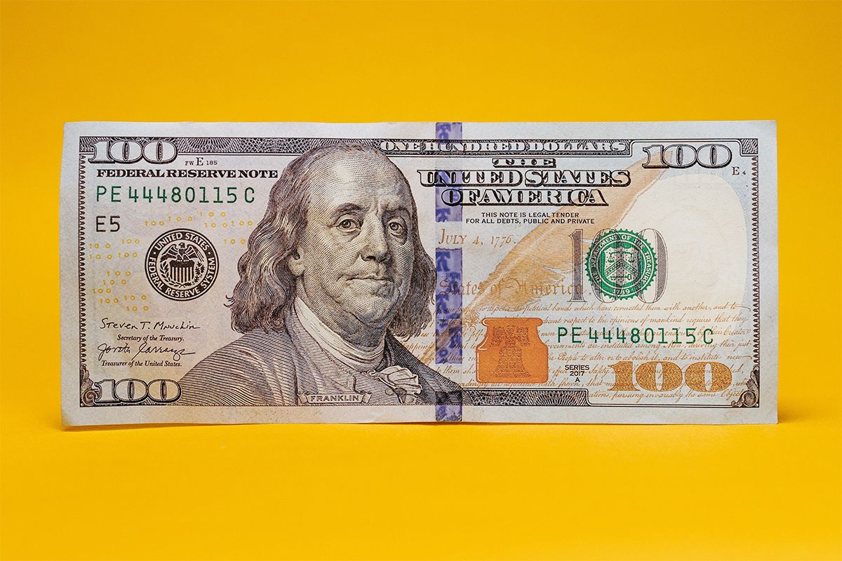 $100 bill