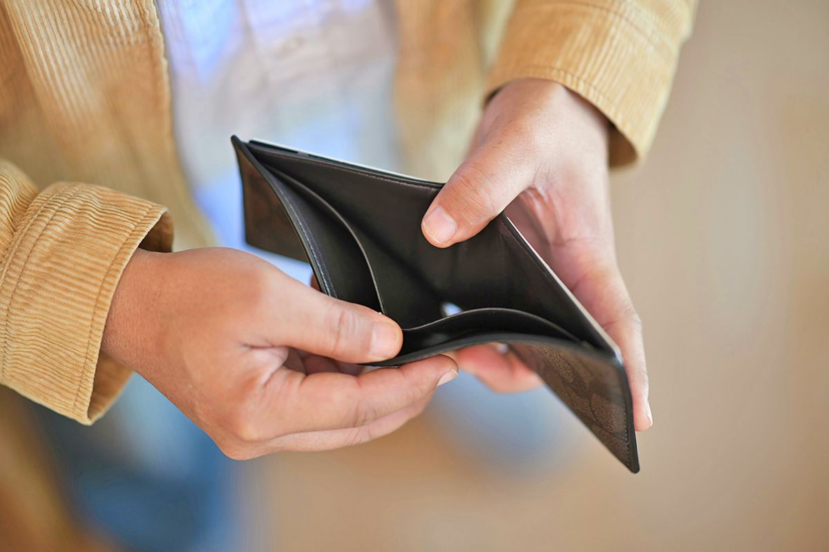 Empty wallet